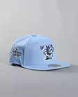 New Era 59FIFTY Toronto Blue Jays Bronx Store Exclusive Fitted - Ligh blue / Pink - Lippikset - 71070197 - 1